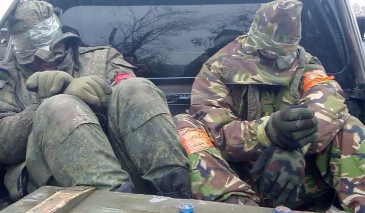 «Путін послав на вірну смерть»: ЗСУ взяли в полон двох окупантів, «іншим пощастило менше» (фото)