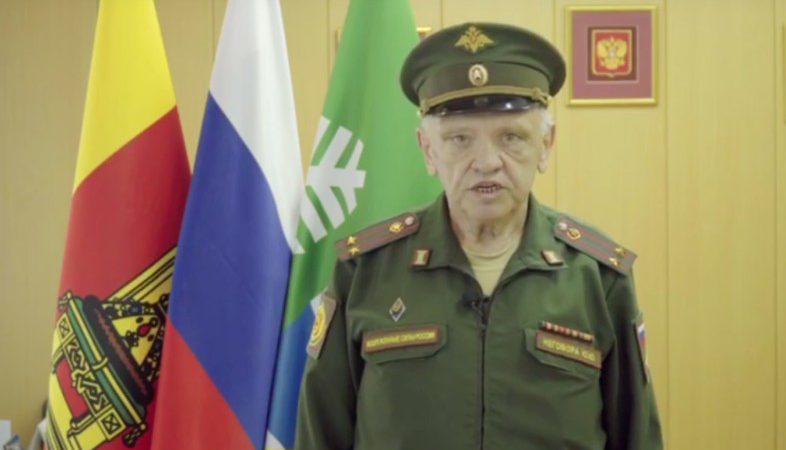 «Живий труп агітує за смерть»: у Мережі висміяли «91-річного» воєнкома, який закликає росіян йти вбивати українців