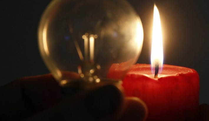 В Україні можуть почати відключати електроенергію на 8 годин за раз – попередження від експерта