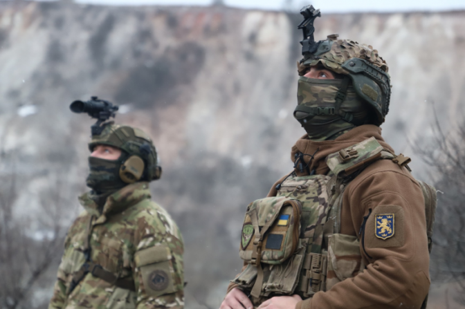 Україна змінює тактuкy у вiйнi?  Київ готують до оборони, деталі в коментарі