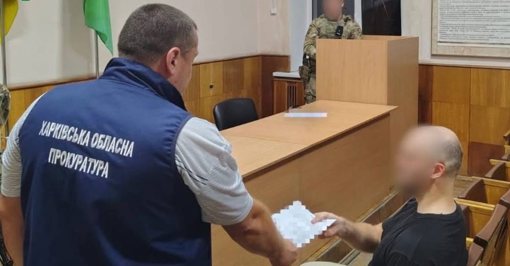 У Харкові чоловік напав із ножем на поліцейського та працівників ТЦК: подробиці
