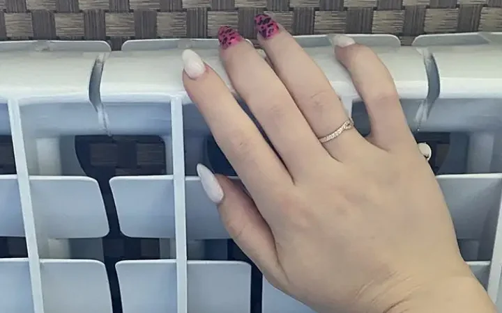 Що потрібно зробити з батареями, щоб вони краще віддавали тепло. Поради від сантехніка