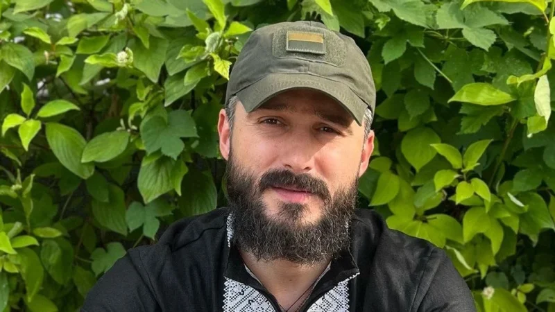 Федінчик заявив про невиліковну хворобу мами та як доглядає за нею: «Не заслужила на таке»