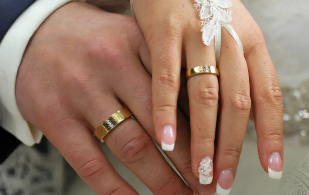 В чому сами сила весільної обручки, та чому її обов’язково потрібно носити