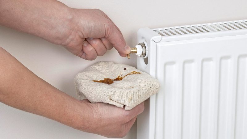 Зробіть це зі своїми батареями, щоб краще віддавали тепло. Поради від сантехніка