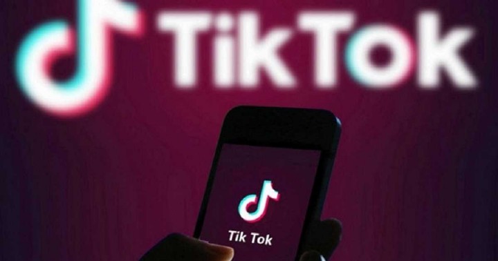 «Сприяє деградації суспільства»: в Україні пропонують заборонити TikTok