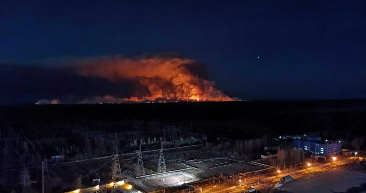 Чорнобильська зона почала горіти: експерт розповів про пожежі та гібридну тактику Росії
