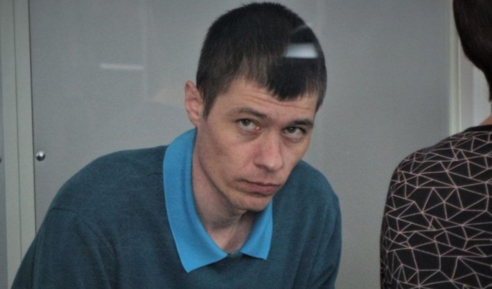 росіянин, який із танка поцілив у багатоповерхівку в Чернігові, отримав 10 років за ґратами