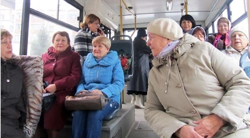 Жінки в автобусі Тернополя влаштували представникам ТЦК СУД