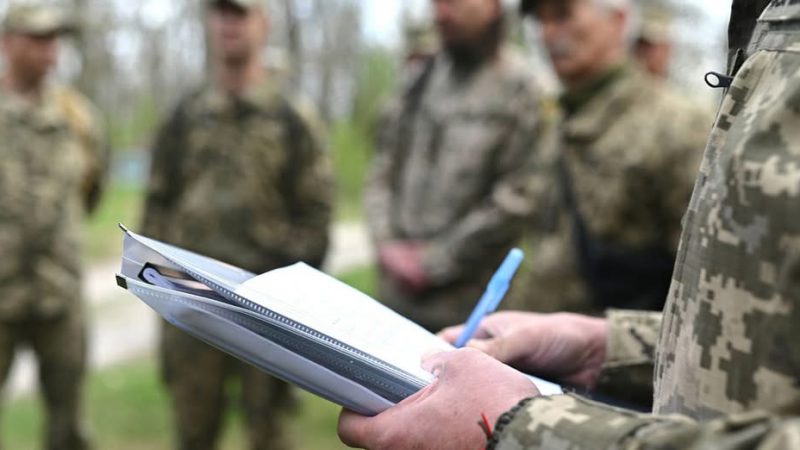 У Вінницькій області військовий ТЦК побив чоловіка, йому вручили підозру