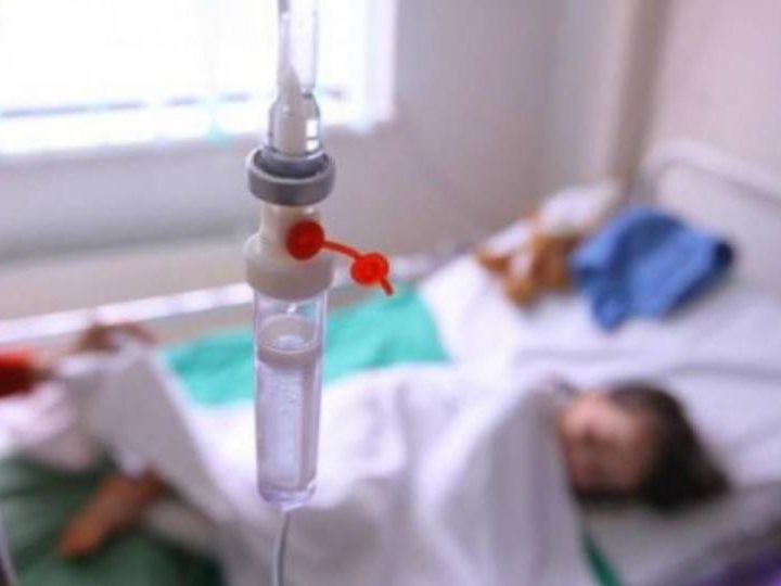Страшне лихо: маленьких дітей отруїли свинцем у дитячому садку – вже відомо про більше 200 постраждалих