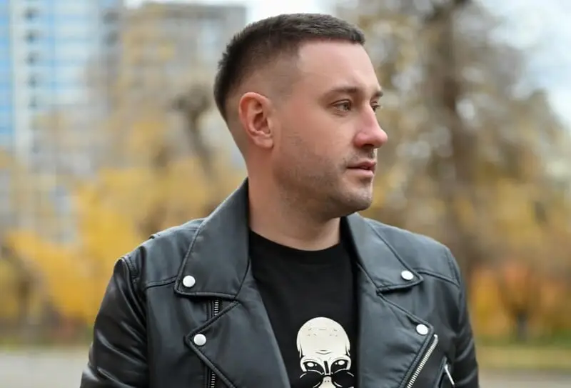 Відомий український співак пояснив, чому не мобілізувався після отримання повістки