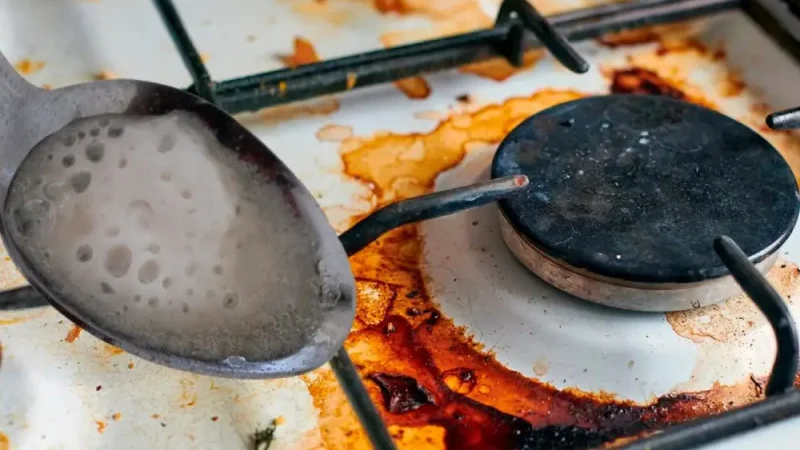 Ефективні народні методи очищення плити від жиру і нагару. І не треба ніякої хімії