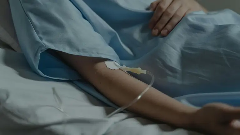 У Львові 40-річна жінка померла від сказу: її вкусило бездомне кошеня