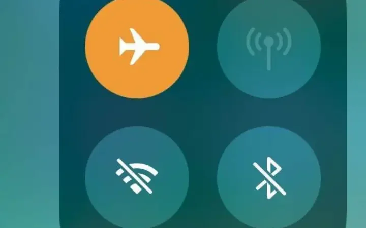 Що значить режим польоту на телефоні, та коли потрібно його вмикати