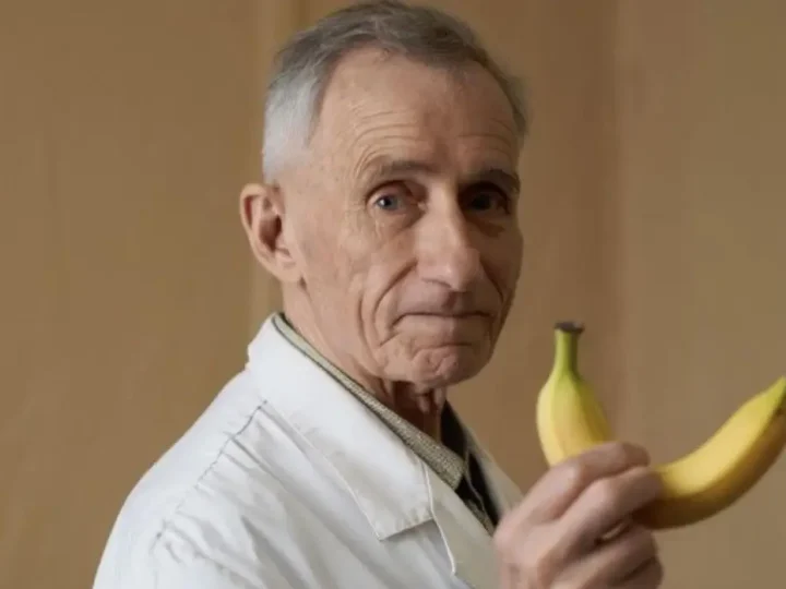 Поради 100-річного лікаря, який їсть усе, крім трьох фруктів