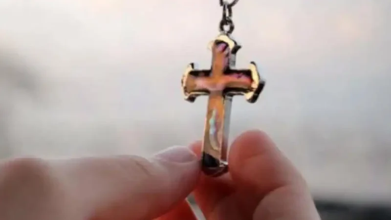 Чому в церкві часто з’являються сльози — пояснення священника