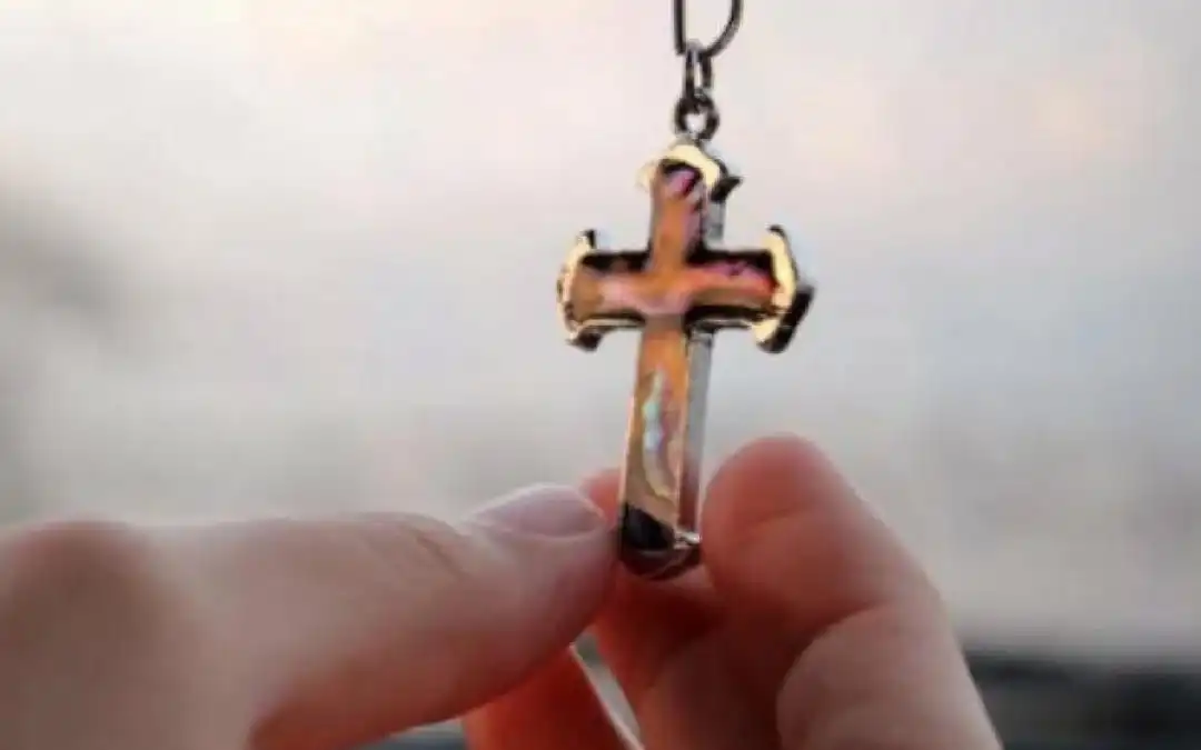 Чому в церкві часто з’являються сльози — пояснення священника