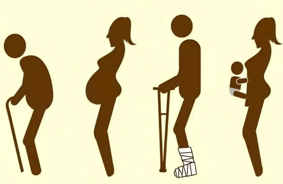 Психотест: кому б ви запропонували своє місце в громадському транспорті