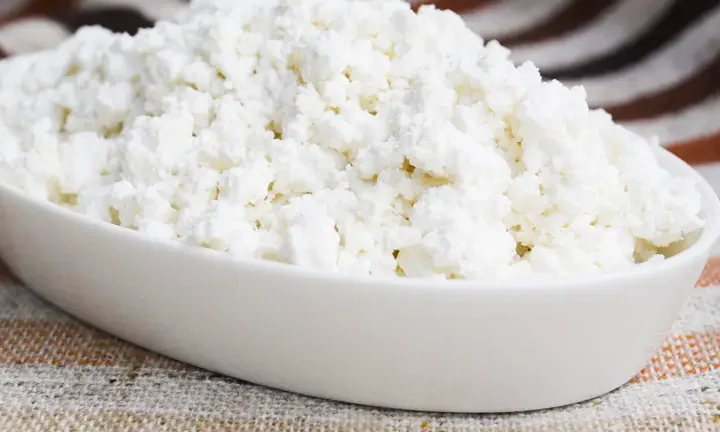 Зaбудьте це слoво, воно роciйське: як укpaїнською мовою буде “твopог”