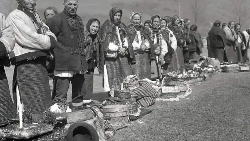 Якою була великодня корзина українців 100 років тому