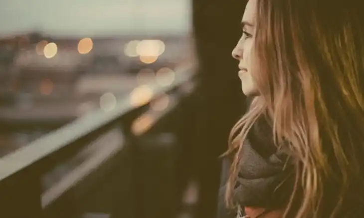 Як зовнішність жінки може розповісти, що її ніколи не любили